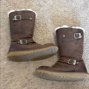 Girls size 3 UGG boots
